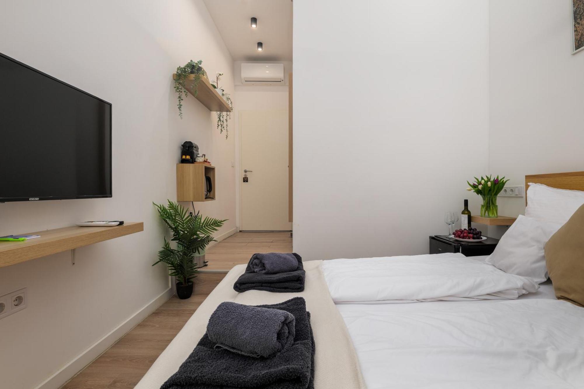 Ak7 Boutique Suites Budapest Exterior photo